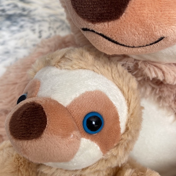 New sloth momma - Picture 4 of 6